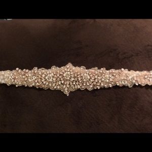 Beautiful belt for bridal or formal look!!